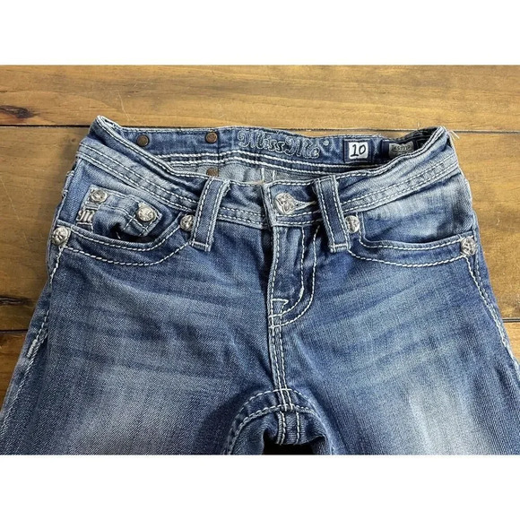 Miss Me Jeans Girls 10 Capri Medium Wash Light Fade JK5772P Cross Stitched - Picture 3 of 12